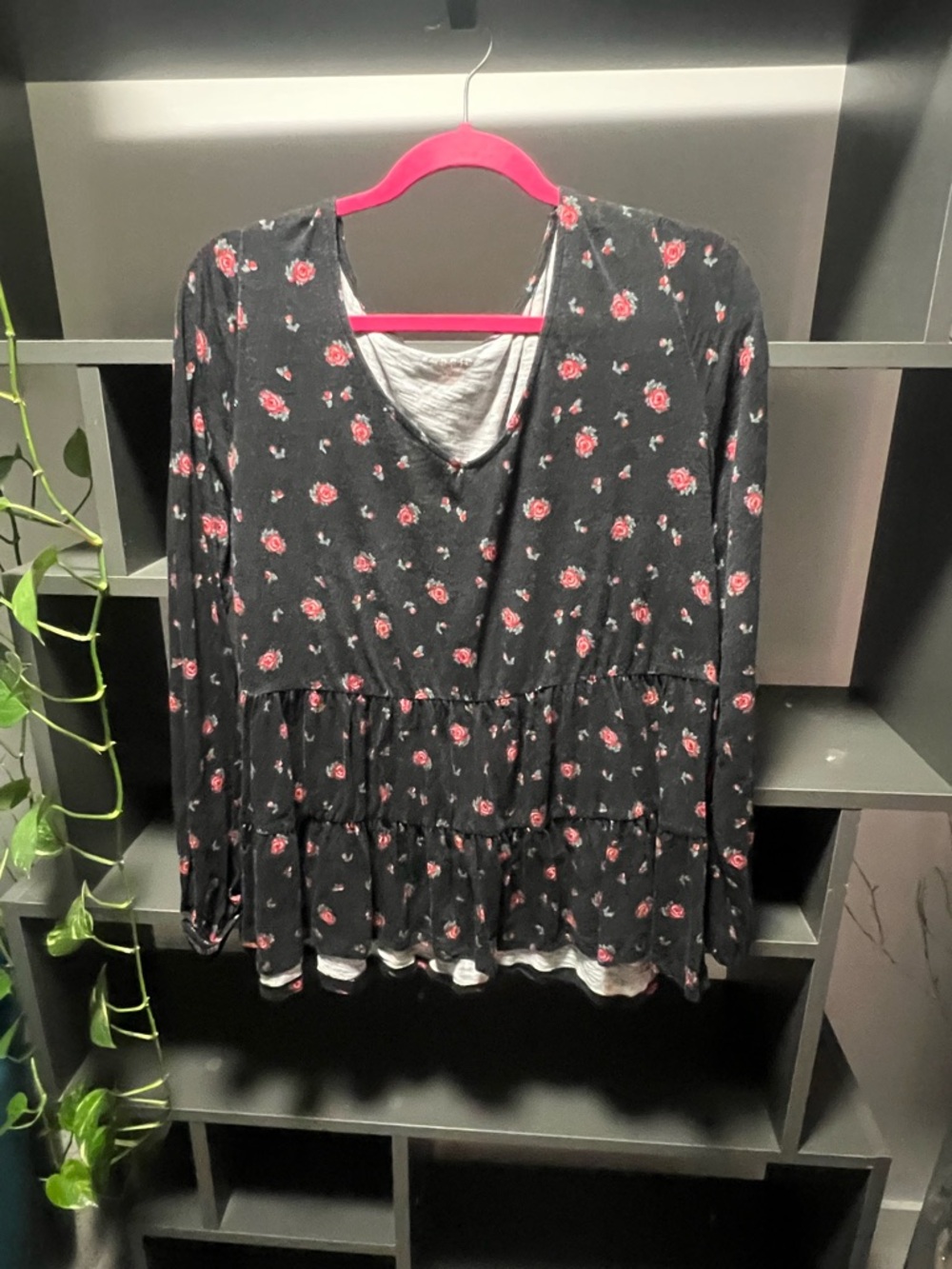 3 for $50 torrid Black Long-Sleeve Floral Tiered Peplum Top - Pink Rose Print